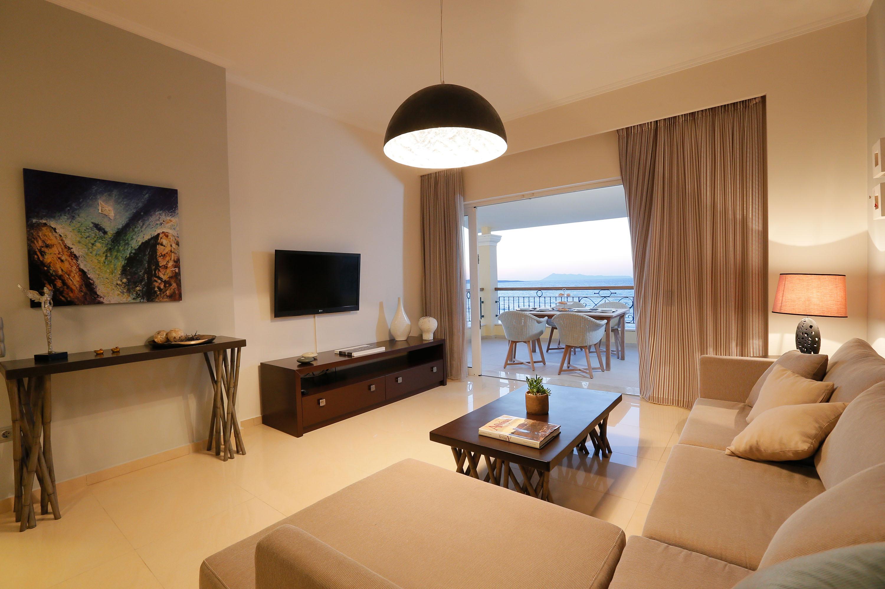 Pictures Suites Агиос Стефанос Экстерьер фото