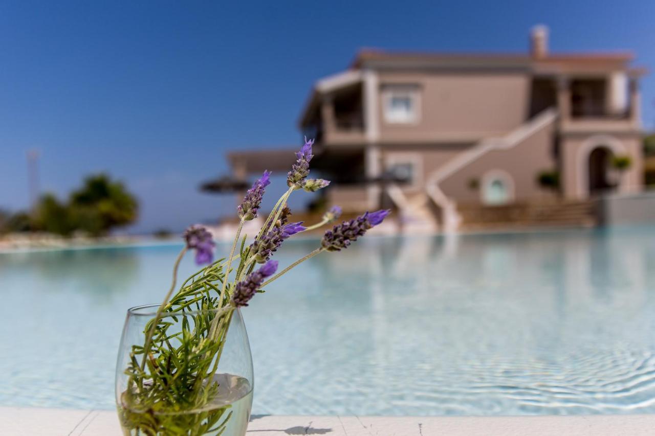 Pictures Suites Агиос Стефанос Экстерьер фото