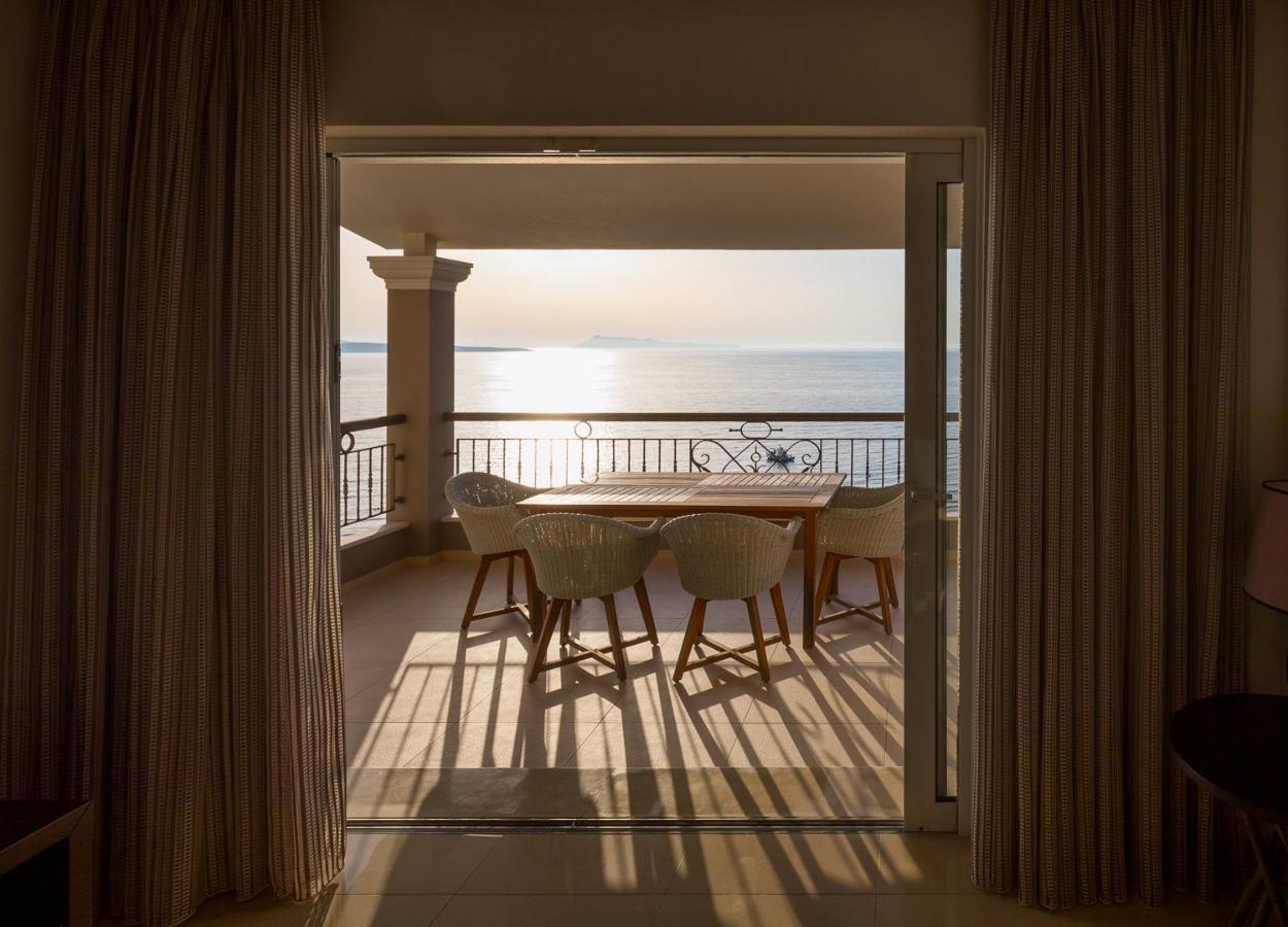 Pictures Suites Агиос Стефанос Экстерьер фото