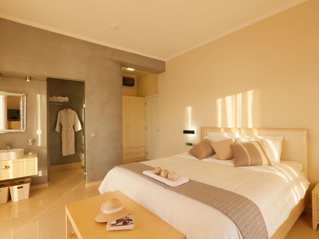 Pictures Suites Агиос Стефанос Номер фото