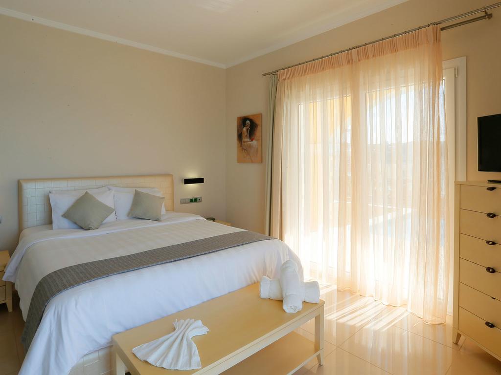 Pictures Suites Агиос Стефанос Номер фото