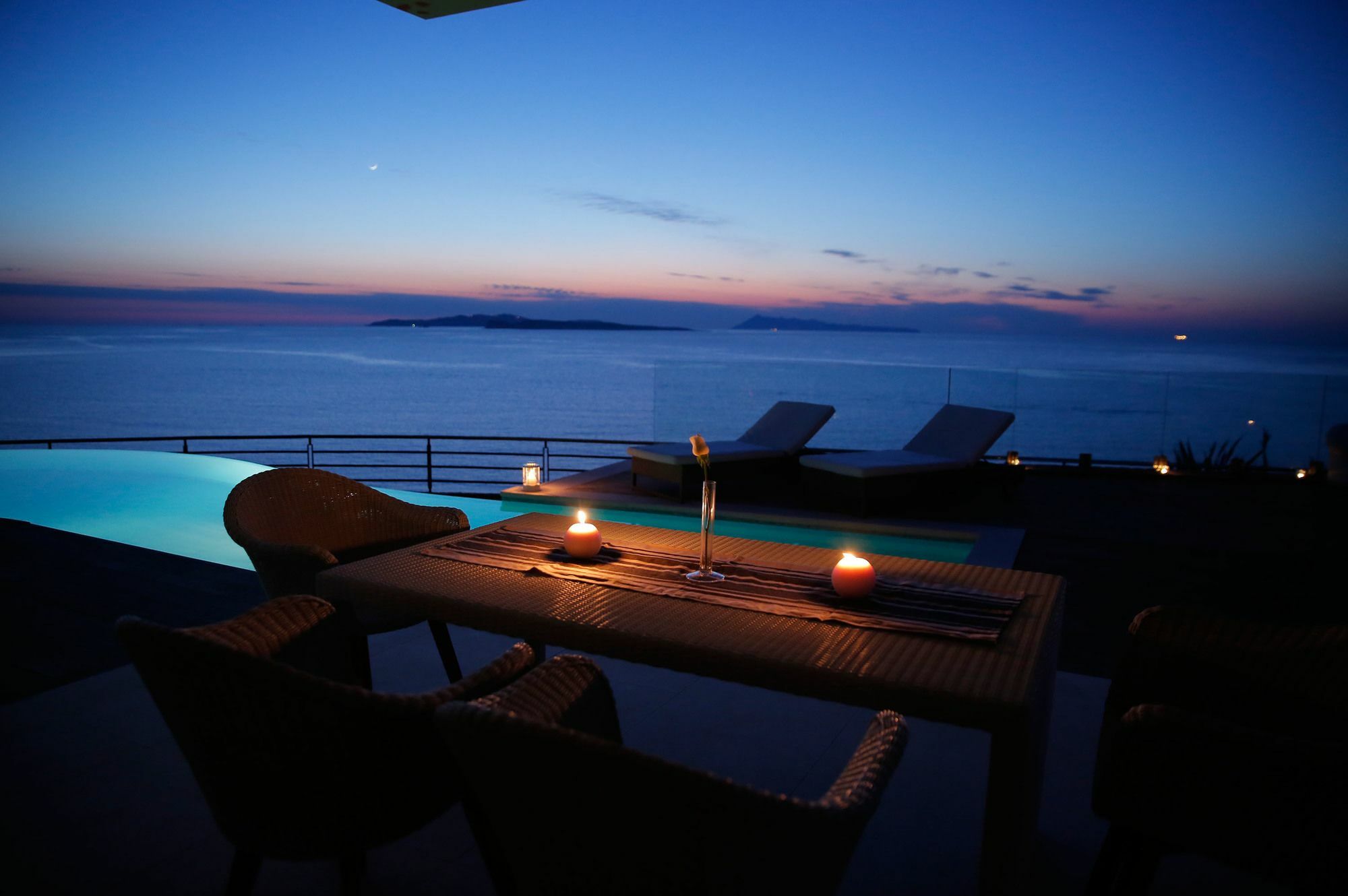 Pictures Suites Агиос Стефанос Экстерьер фото